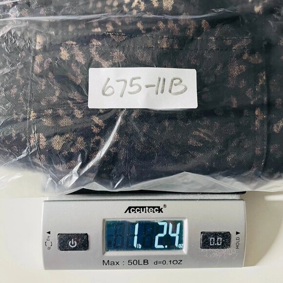 Chico's Womens Black Leopard Print Coated Jegging Denim Jeans Size 2.5R US 14R - Picture 10 of 10